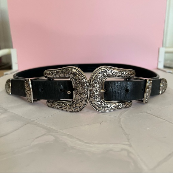 Bri Bri Waist Belt in Black & Silver
B-Low the Belt SMALL - Picture 3 of 7